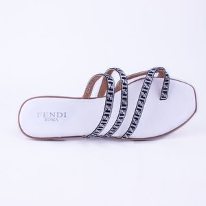 Fendi - Sandles